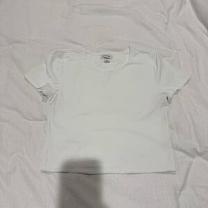 Aritzia White Short Sleeve Tee